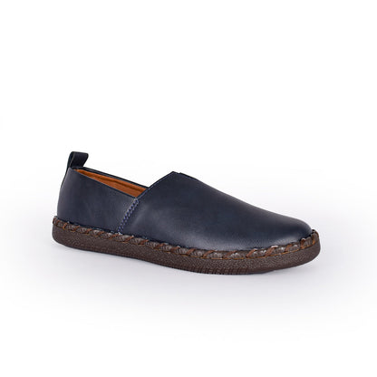 Alpargatas casual para hombre en cuero sintético, diseño slip on con suela flexible y liviana. Comodidad y estilo para uso diario en Colombia.
