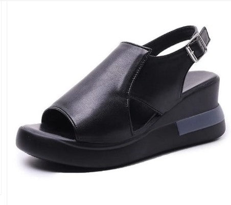 Sandalias ortopédicas de plataforma para mujer con diseño cruzado, plantilla anatómica y suela antideslizante. Comodidad, soporte y estabilidad para uso diario.