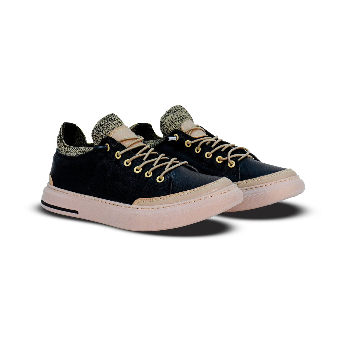 Tenis Loney  para hombre en cuero sintético con suela antideslizante. Diseño urbano, cómodos y resistentes para uso diario en Colombia.