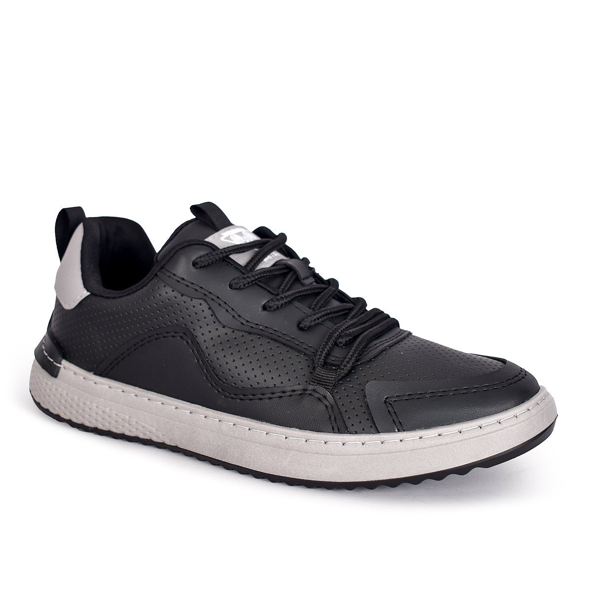 Tenis urbanos Urbots Blaze en sintético con suela spansor, plantilla acolchada y forro en lycron. Resistentes y cómodos para uso diario en Colombia.